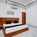 Super Hotel O Sikandra Near Akbar Tomb